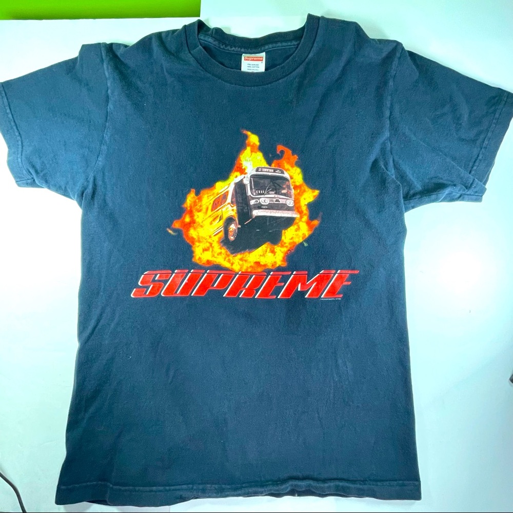 Supreme Bus on Fire from Speed Mens Medium Size Navy Tee Shirt Rare T-Shirt